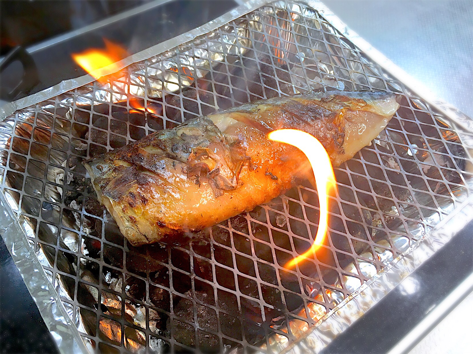 焼き魚をいつもより美味しく食べる方法